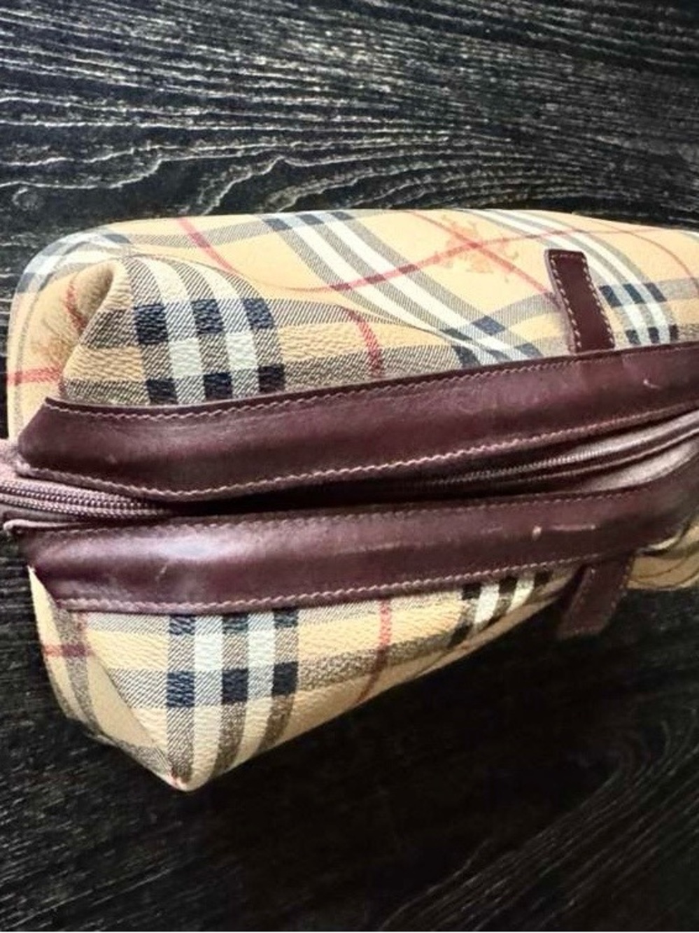 Burberry Beige Plaid Leather-Trim Toiletry Bag - Picture 3 of 6